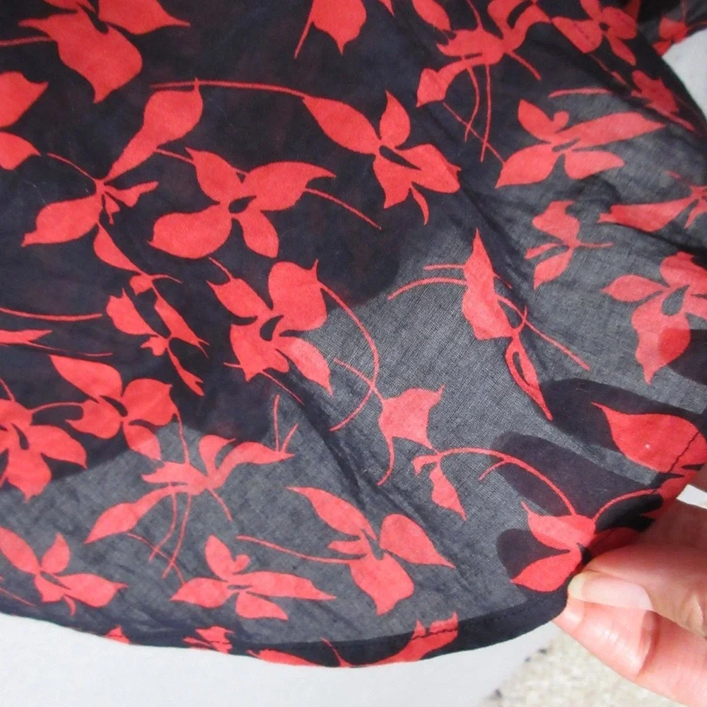 Lauren Ralph Lauren LRL Top XL Red Black Floral Button Up Career Office Timeless - Picture 4 of 9